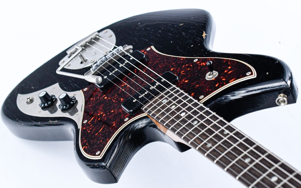 [SER-BBK-MBV-290] Novo Serus J Bull Black-9.jpg