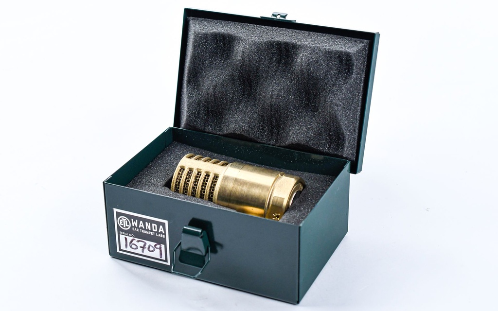 Ear Trumpet Wanda-2.jpg