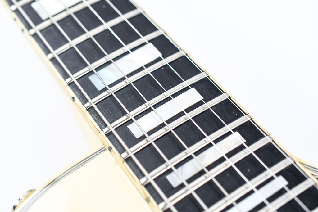 Gibson Les Paul Custom Alpine White Refin 1976-15.jpg