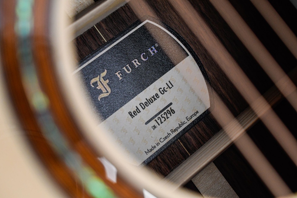 Furch Red Deluxe GC LI Alpine Spruce Malaysian Blackwood-13.jpg
