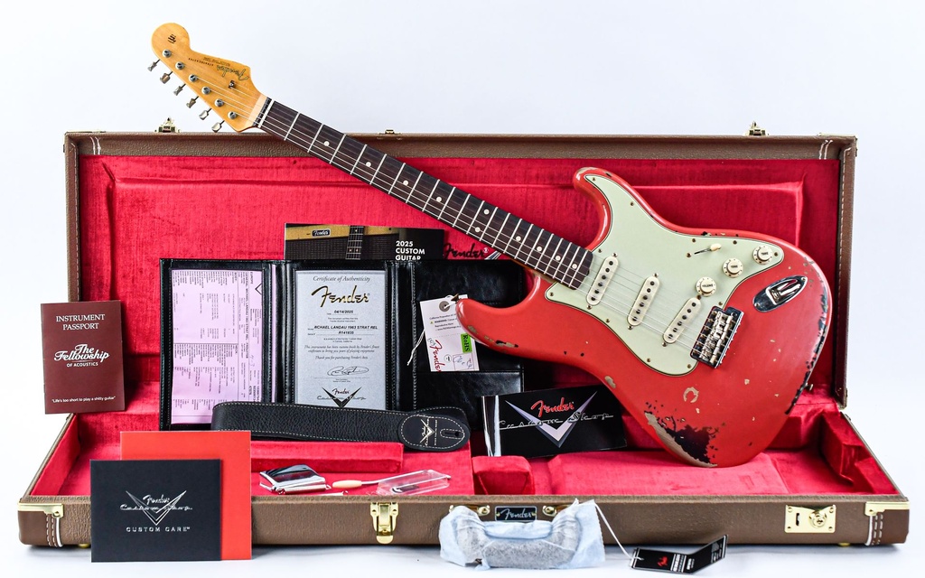 Fender Custom Shop Michael Landau 1963 Stratocaster Fiesta Red Relic-1.jpg