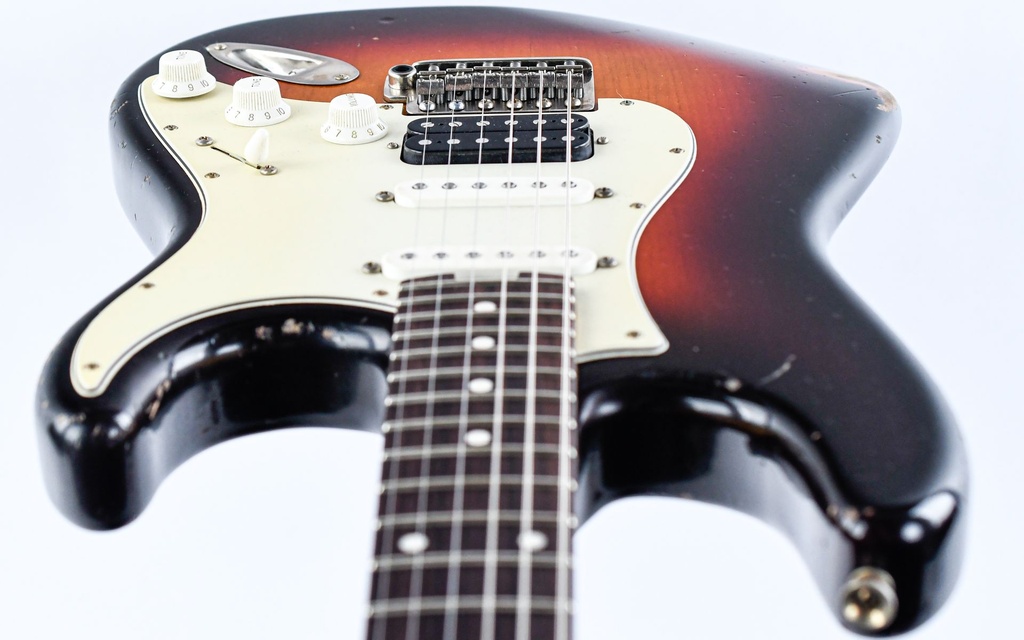 [1083] Iconic Solano Studio Series SJC01 John Cruz 3 tone Sunburst-13.jpg