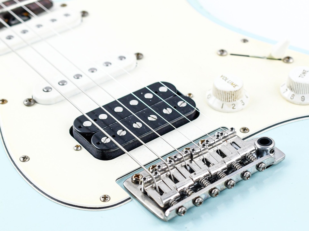 [1088] Iconic Solano Studio Series SJC02 John Cruz Sonic Blue Over Black-11.jpg