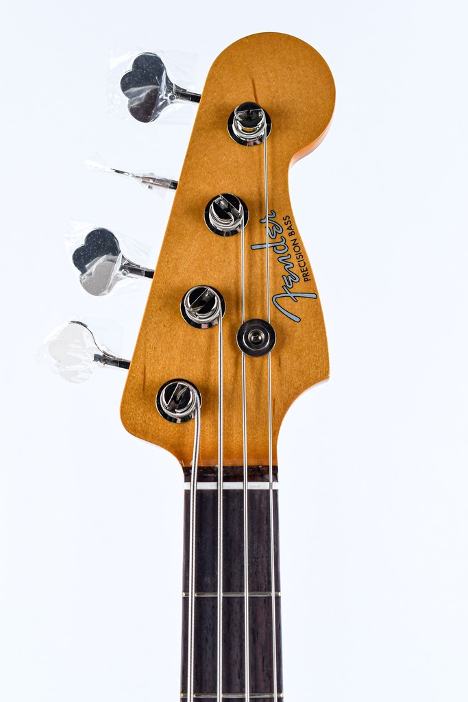 Fender Vintera II 60s Precision Bass Olympic White-4.jpg