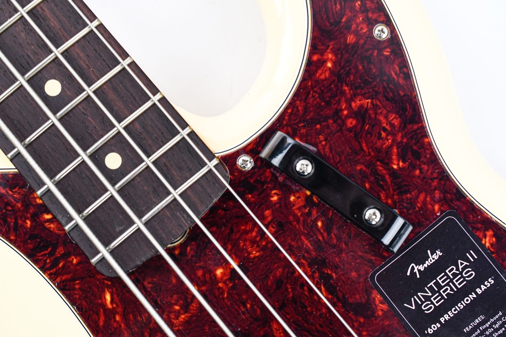 Fender Vintera II 60s Precision Bass Olympic White-12.jpg