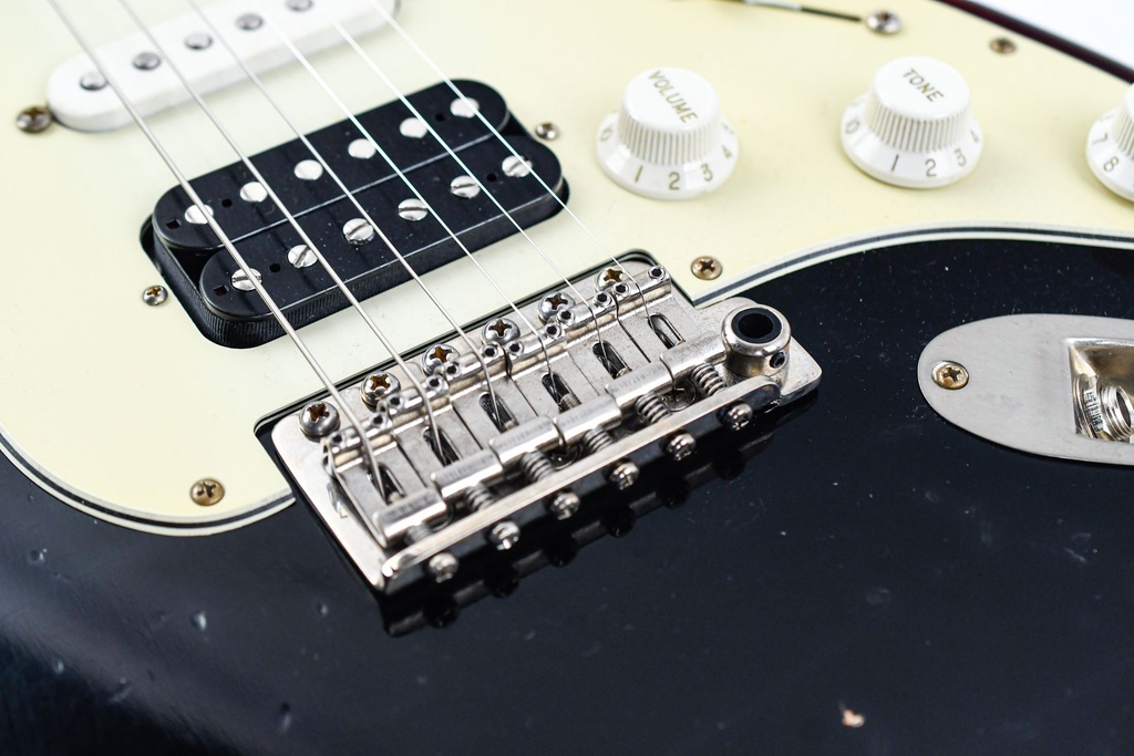 Iconic Solano Studio Series SJC05 John Cruz Black over 3TB-13.jpg