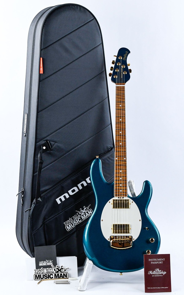 [737-CG-C2-G6-MB-GD] Music Man Stingray II Cory Wong Deluxe Pine Green-1.jpg