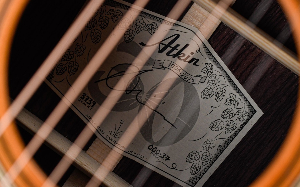 Atkin 00037 Natural Aged 14 Fret-13.jpg