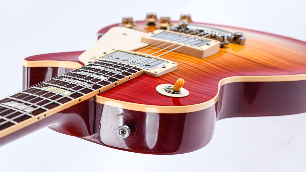 Gibson Custom Shop Les Paul Standard R9 Cherry Sunburst 2007-8.jpg