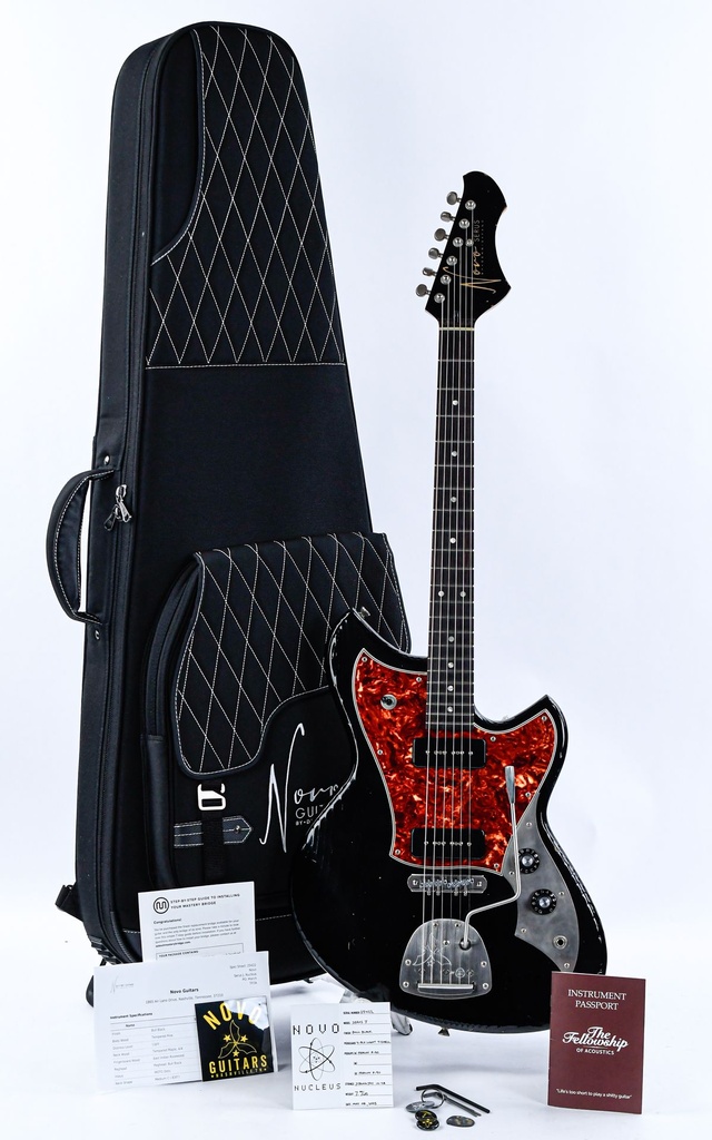 Novo Serus J Bull Black-1.jpg