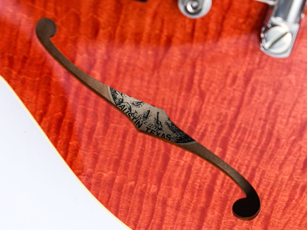 Collings I35LC Faded Cherry 2012-11.jpg