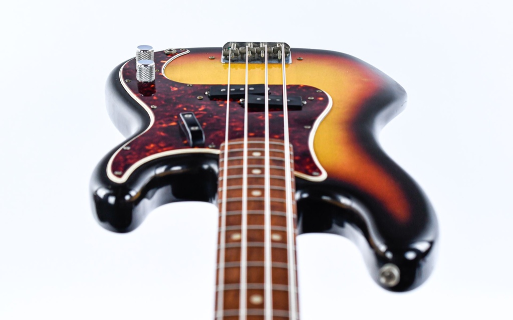 Fender Precision Bass Sunburst 1966-12.jpg