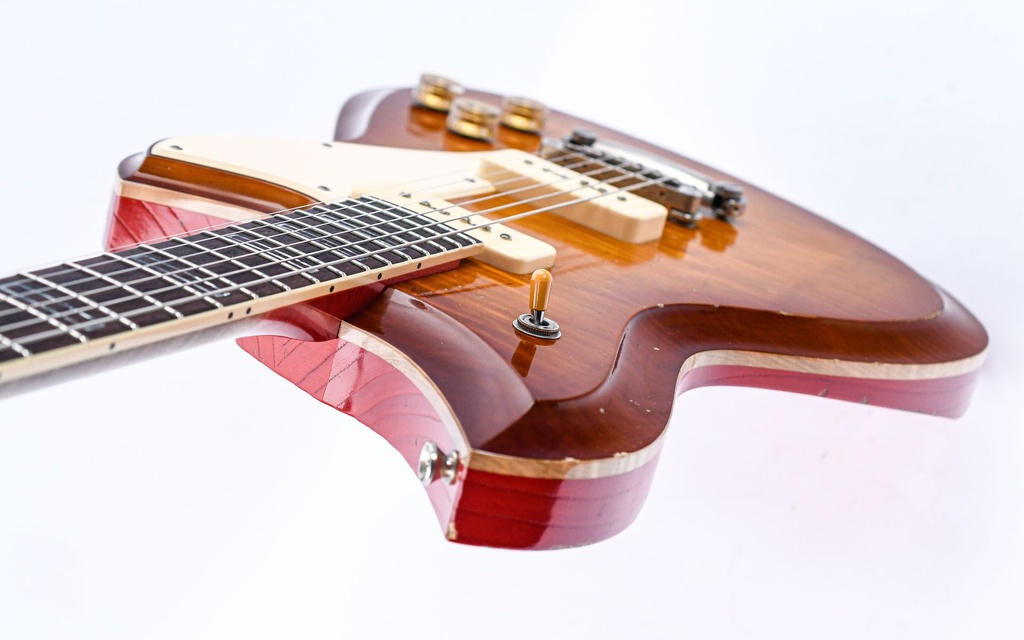 Novo Serus P2 Carve Top Flamed Maple Faded Tea Burst-10.jpg