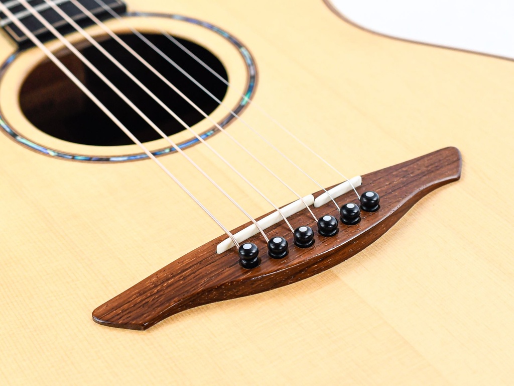 [2332] Avalon S6 Fingerstyle Madagscar Italian Spruce recent-10.jpg