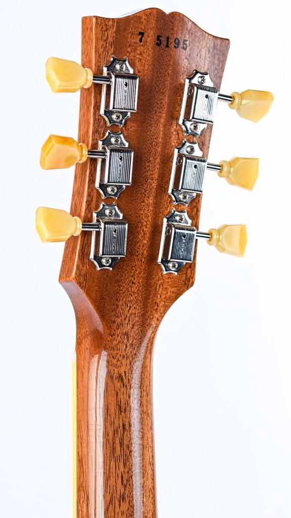 Gibson 1957 Les Paul Goldtop Reissue Ultra Light Aged Double Gold-5.jpg