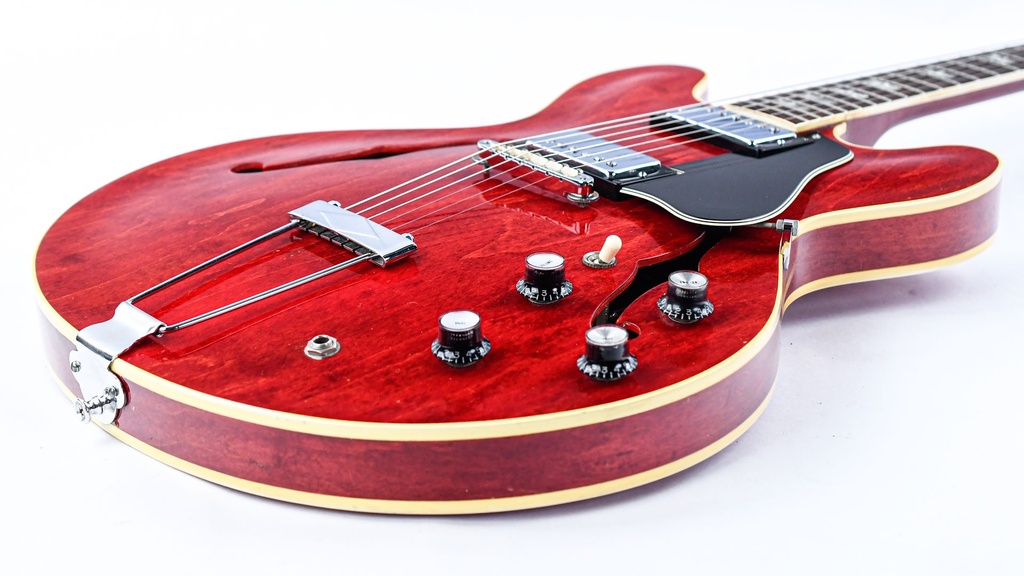 Gibson ES335TDC Cherry Red 1966-12.jpg