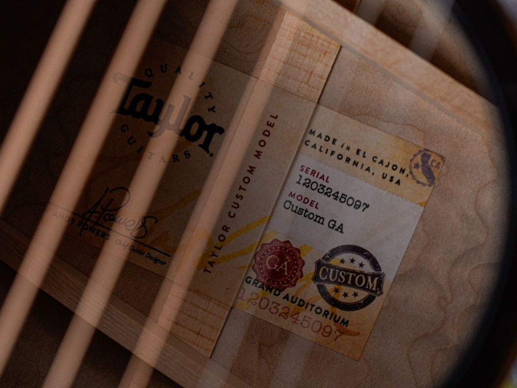 Taylor Custom GA AA Quilt Maple Adirondack Black-12.jpg