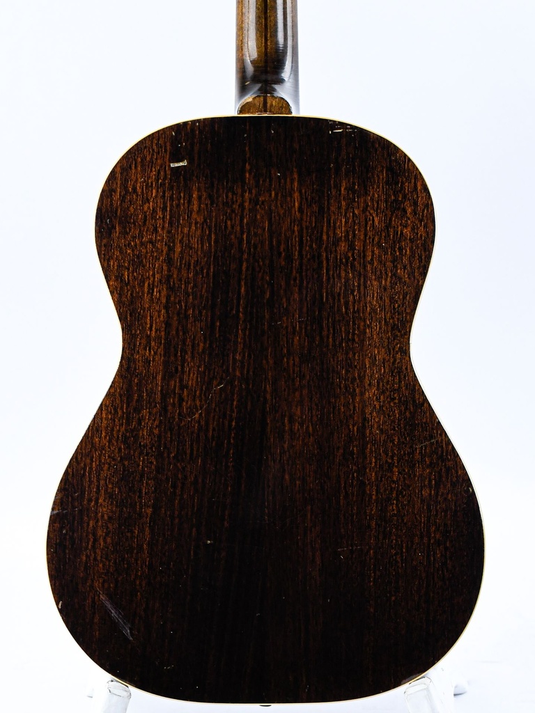 Gibson LG2 Banner Sunburst 1944-6.jpg