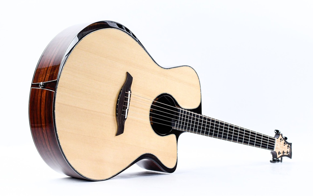 Waanders Grand Fingerstyle Madagascar Rosewood Italian Spruce 2018-13.jpg