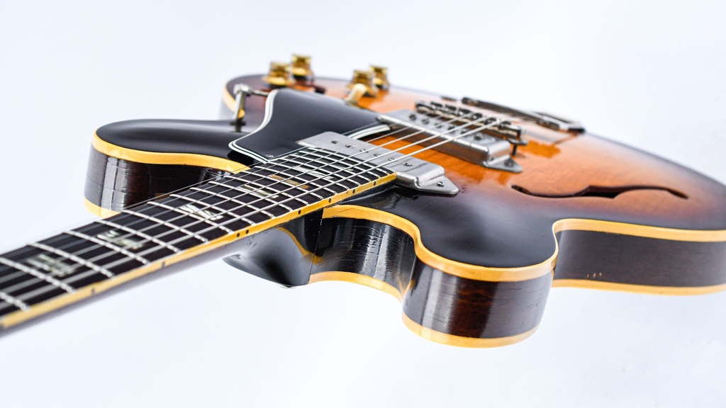 Gibson ES330 1963 Sunburst-8.jpg