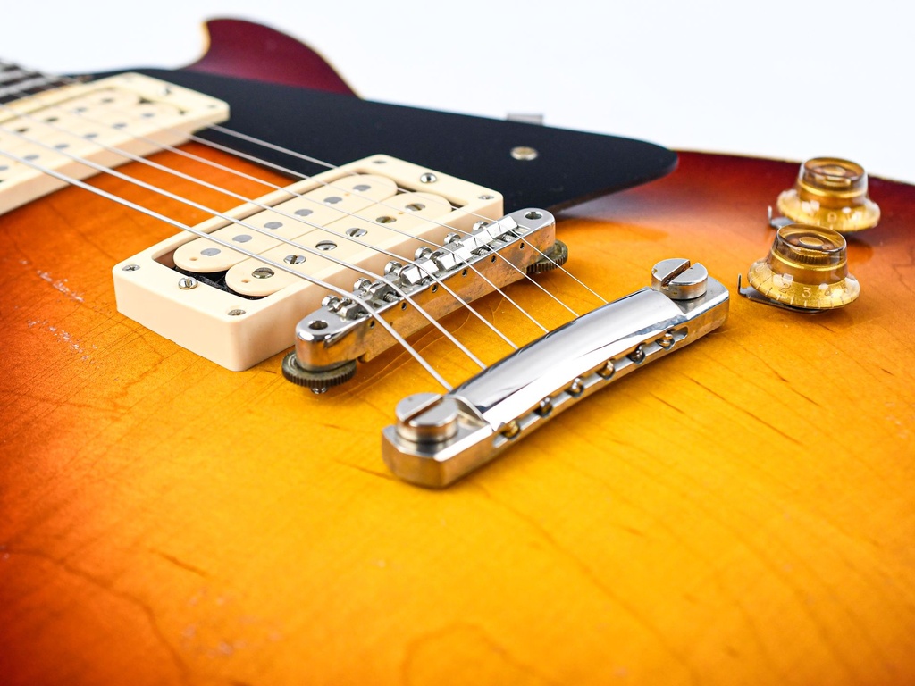 Gibson Jeff Beck YardBurst 1959 Les Paul Standard Dark Cherry Sunburst 2024-10.jpg