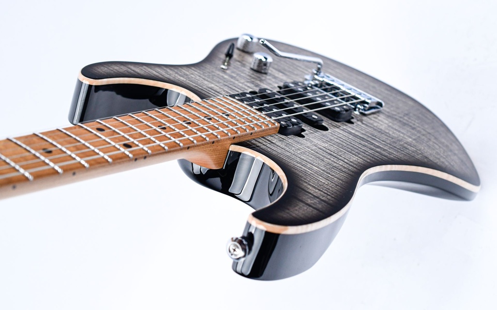 Suhr Modern Plus, TCB, Rst Maple, HSH-9.jpg