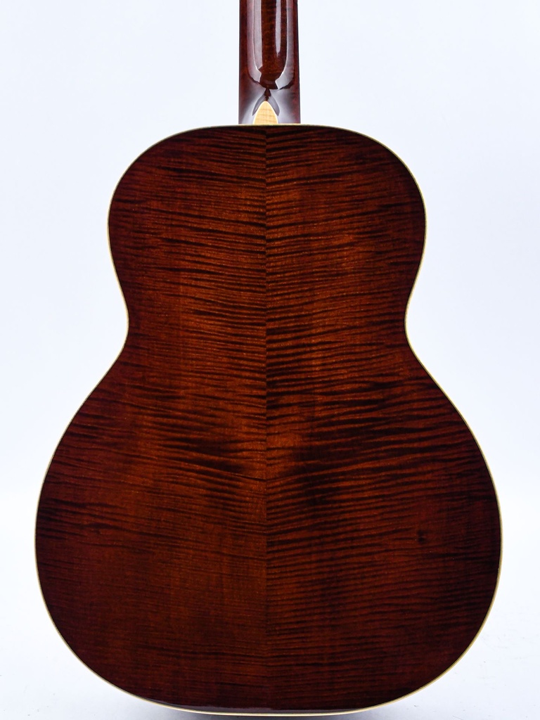 Rozawood Baritone Maple Bearclaw Spruce 2011-7.jpg
