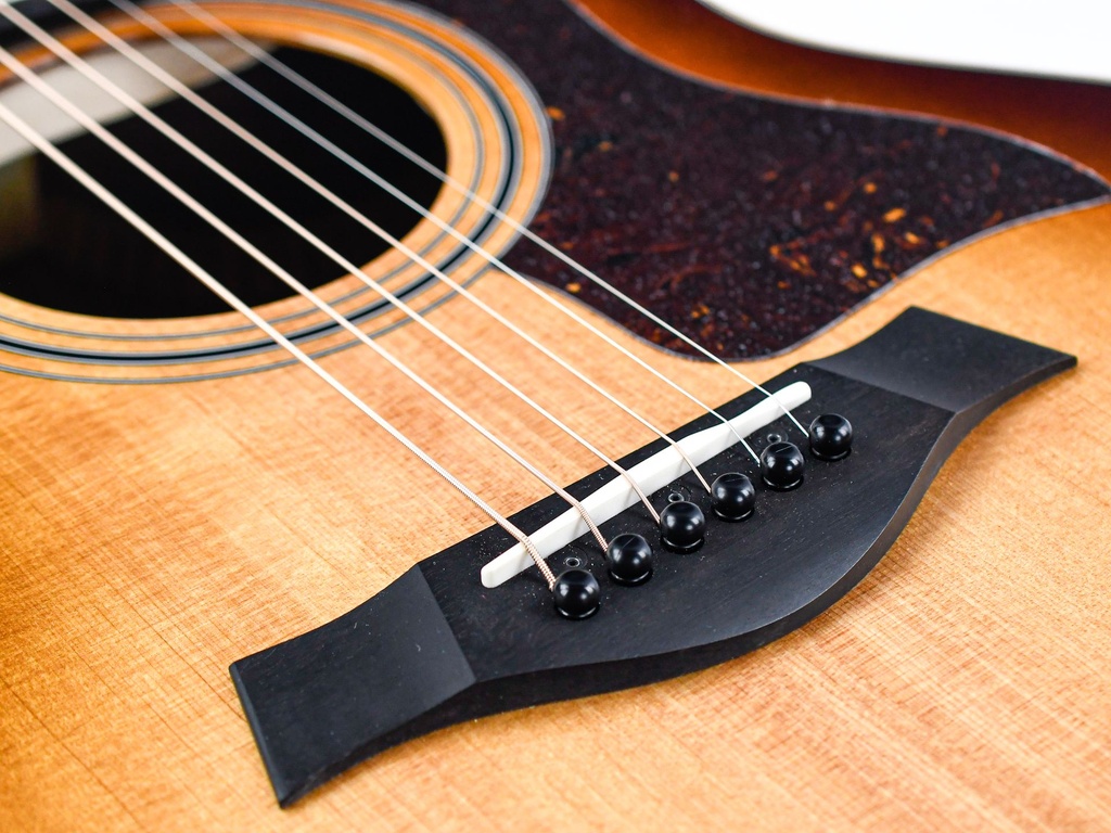 [H407002111008350057] Taylor 414ce Studio Shaded Edgeburst-10.jpg
