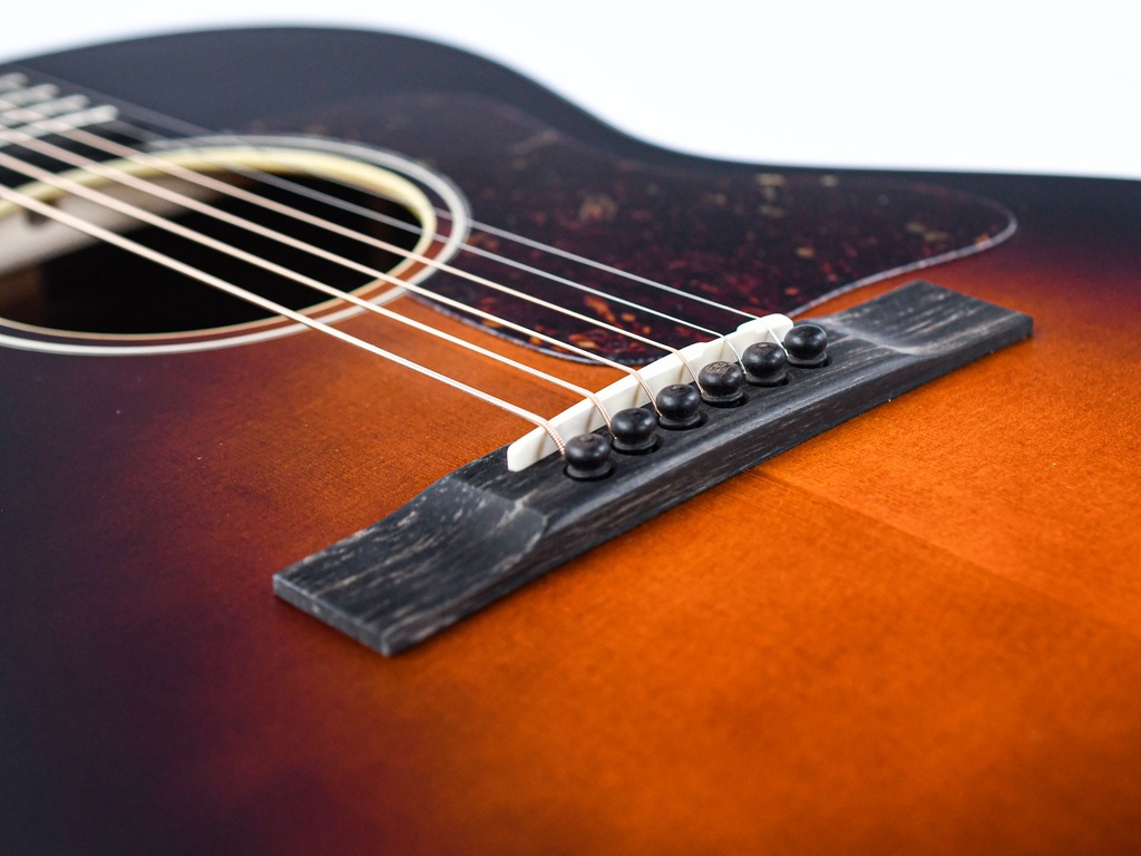 Eastman E1 OOSS Sunburst-10.jpg