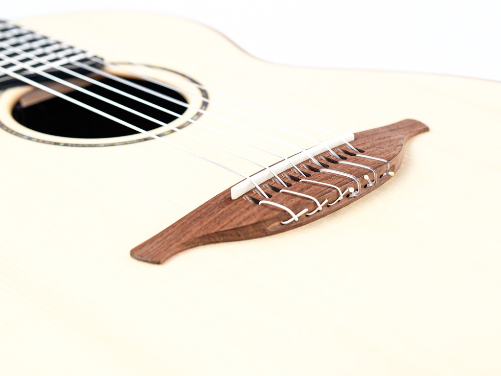 Lowden WL35J Guatamalan Rosewood Alpine Spruce 2023-11.jpg