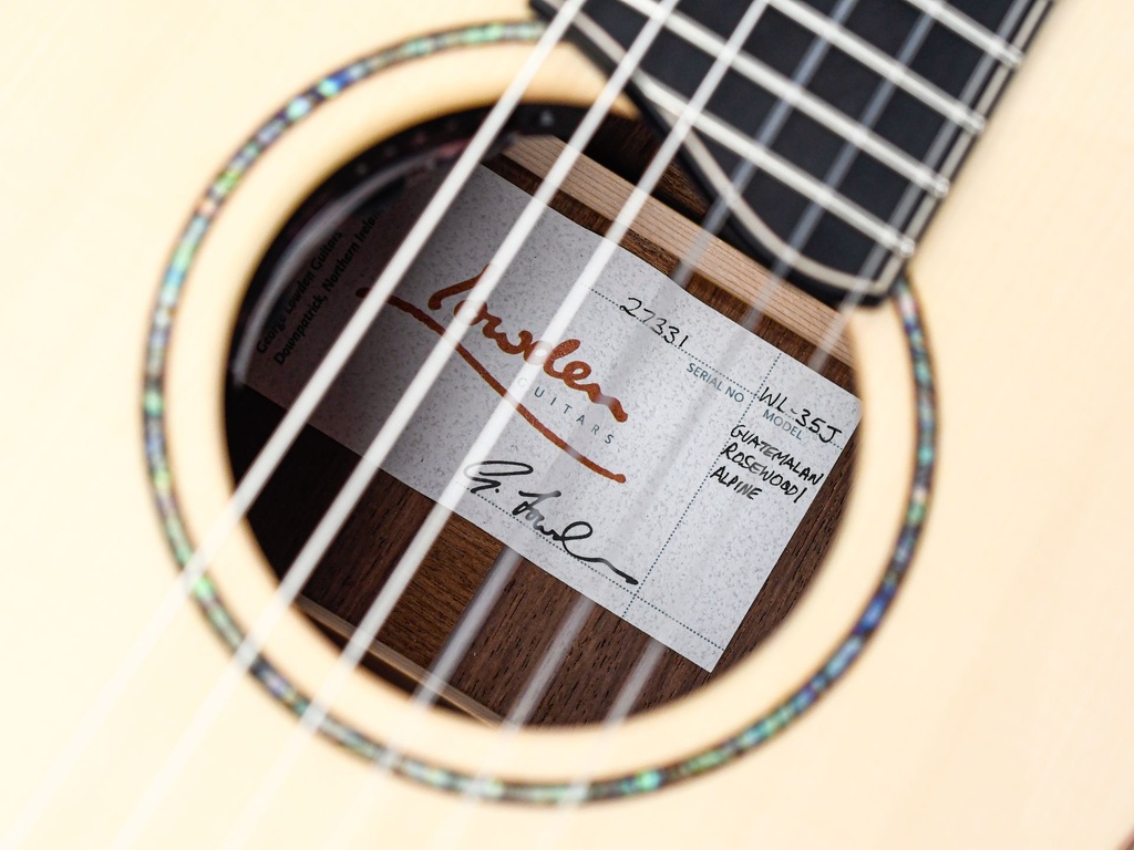 Lowden WL35J Guatamalan Rosewood Alpine Spruce 2023-12.jpg