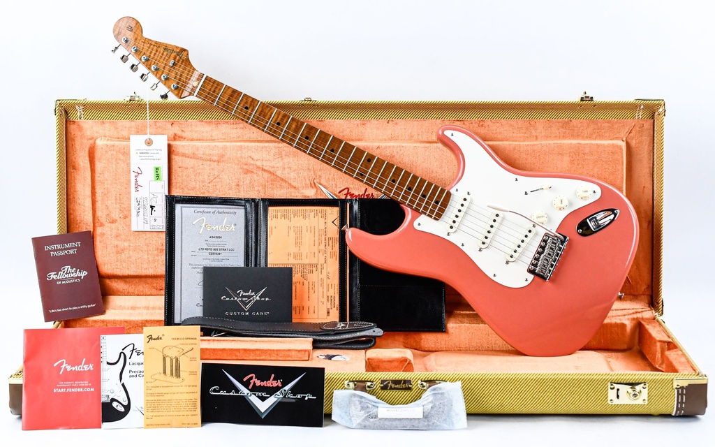 Fender Ltd RSTD 50s Stratocaster LCC Coral Pink 2024-1.jpg