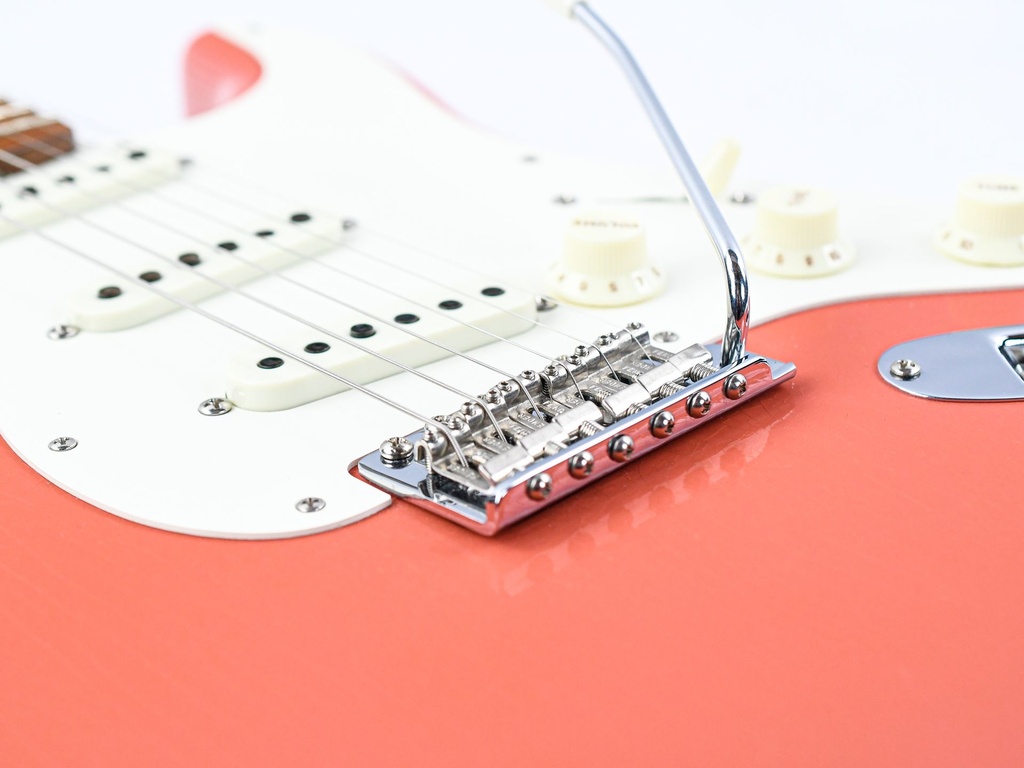 Fender Ltd RSTD 50s Stratocaster LCC Coral Pink 2024-11.jpg