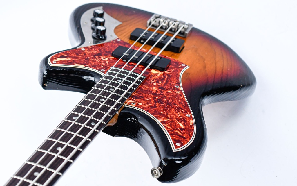 [IVR-3TB] Novo Ivorus Bass 3 Tone Burst Light Aged-9.jpg