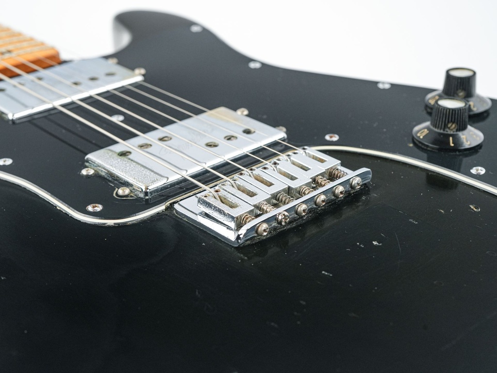Fender Telecaster Deluxe Black 1977-10.jpg