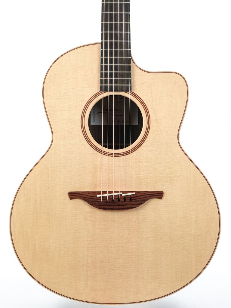 Lowden F32C Indian Rosewood Spruce-4.jpg