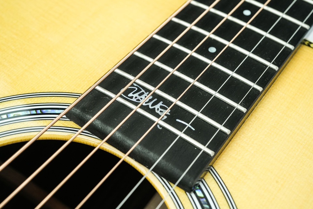 Martin OMJM John Mayer Signature-13.jpg