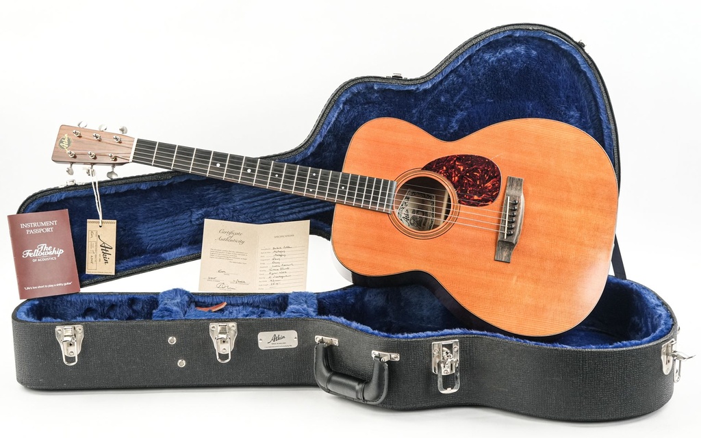 Atkin Essential OM Pure Mini Waverley tuners 2022-1.jpg