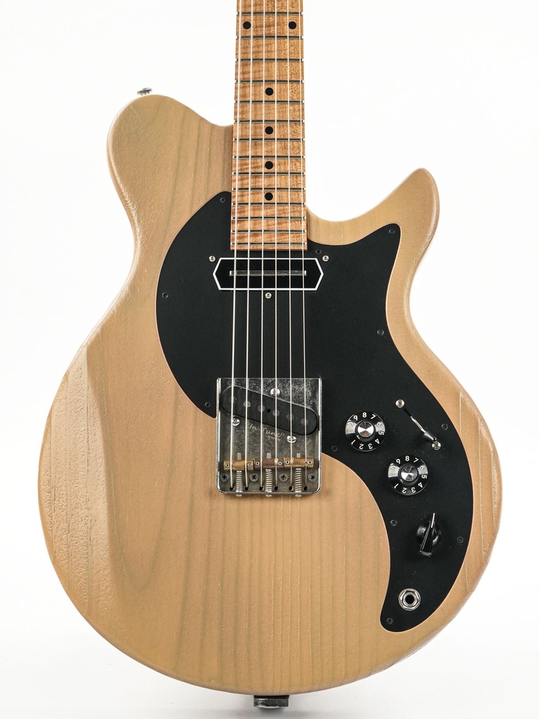 Eastman D'Ambrosio Kingtone Butterscotch 2024-4.jpg