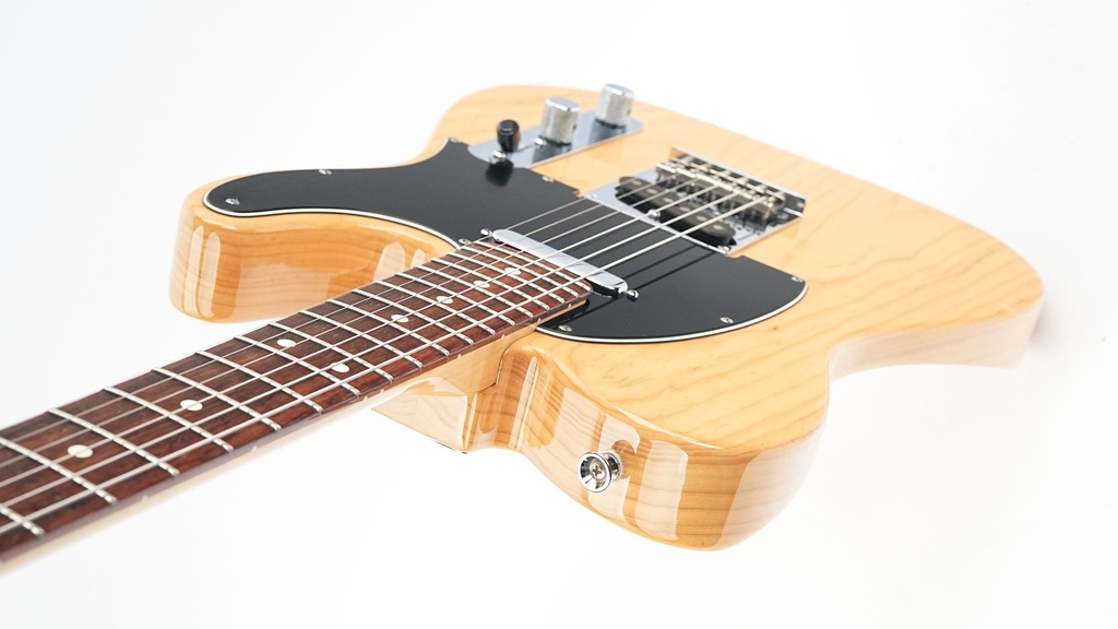 Fender American Standard Telecaster Natural 2012-8.jpg