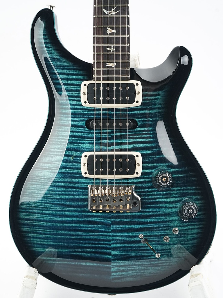 PRS Modern Eagle V Cobalt Smokeburst #0390608-4.jpg