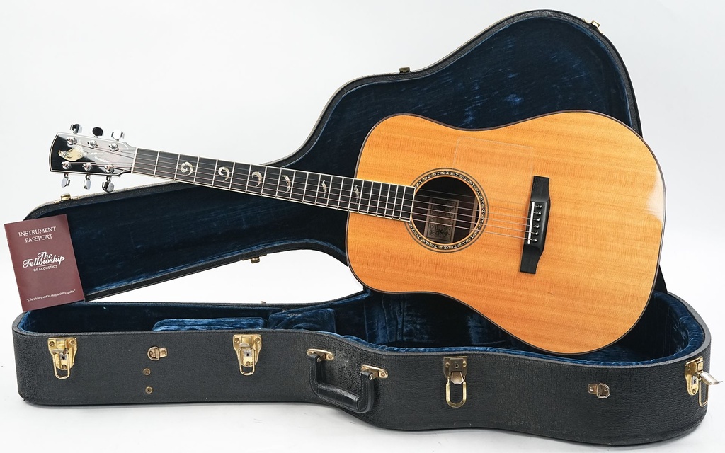 Larrivee D Custom 1993-1.jpg