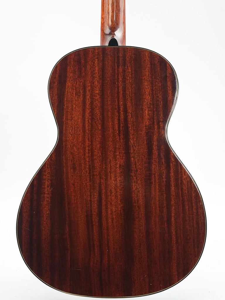 Roy Smeck Grand Concert Hawaiian Guitar Spruce Cuban Mahogany 1930-6.jpg