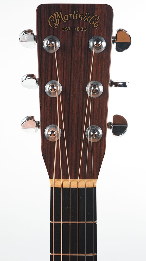 Martin 00028 Shaded 1976-4.jpg