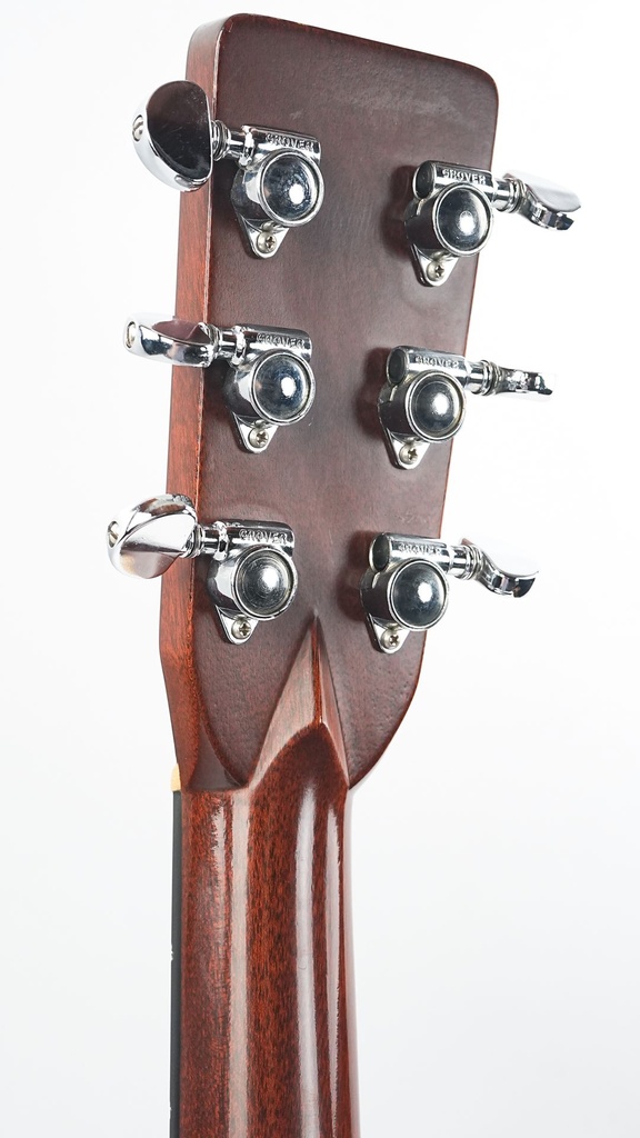 Martin 00028 Shaded 1976-5.jpg