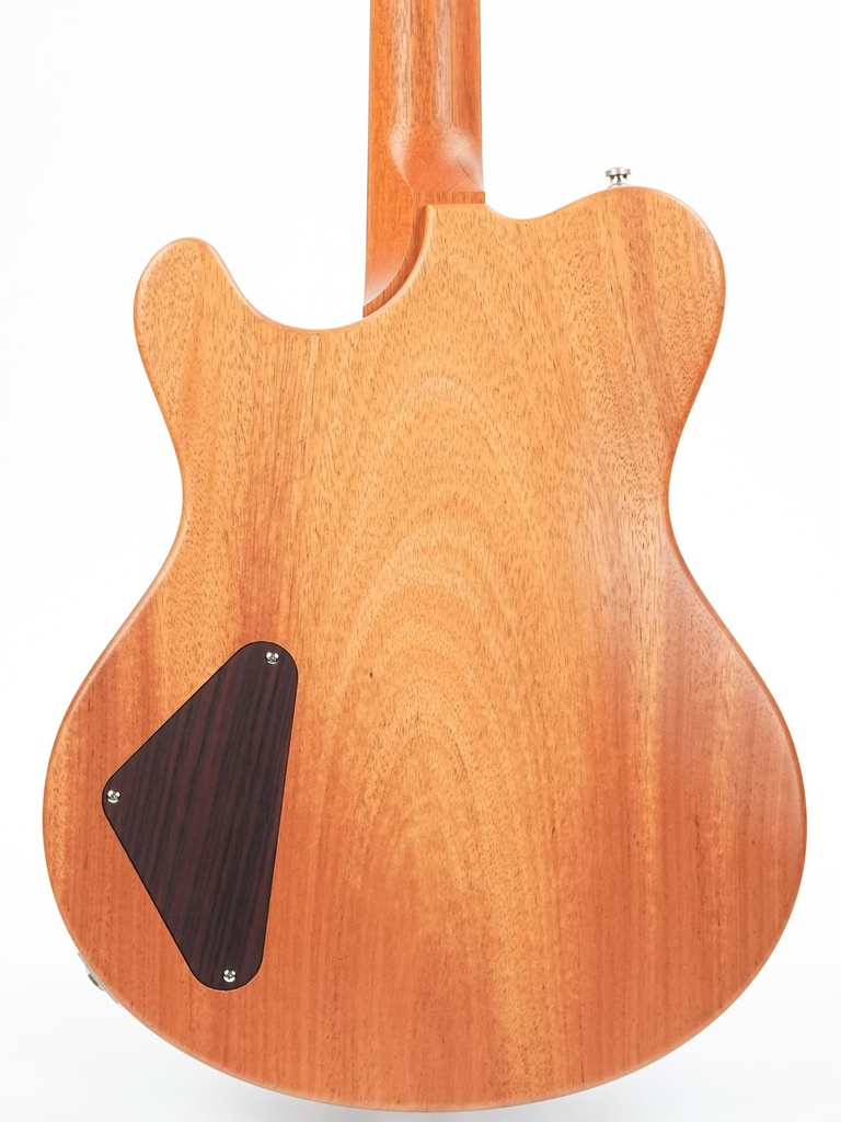 Nik Huber Dolphin II Burgundy Mist 2023-7.jpg