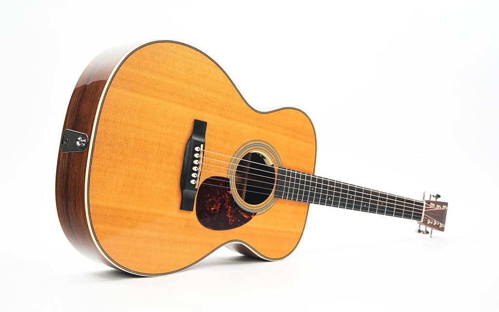 Martin OM28E Rosewood Spruce 2020-12.jpg