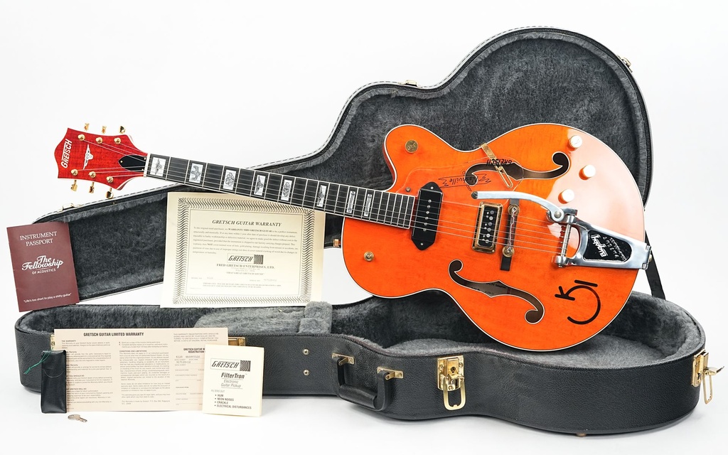 Gretsch G6120 Orange 1991-1.jpg