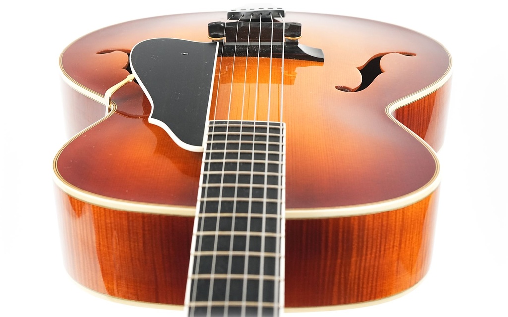 [980810] Andy Manson DE Acoustic Archtop Sunburst 1998-13.jpg