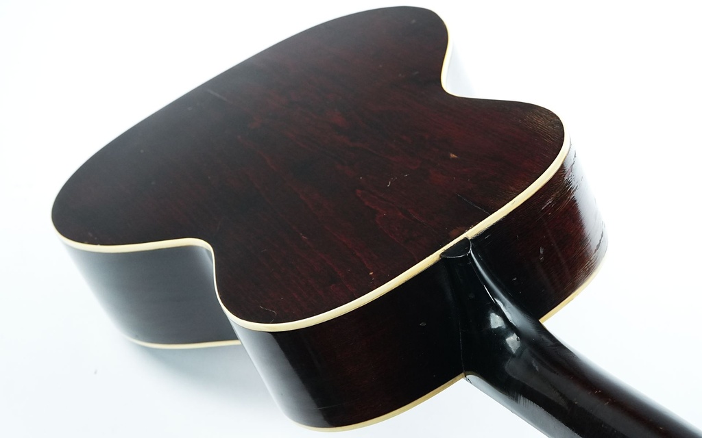 Gibson L00 Sunburst 1937-9.jpg